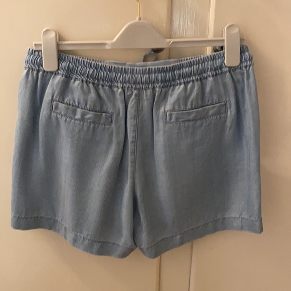 Chambray Paperbag Shorts Size XS Like New Vince Camuto - Picture 2 of 8